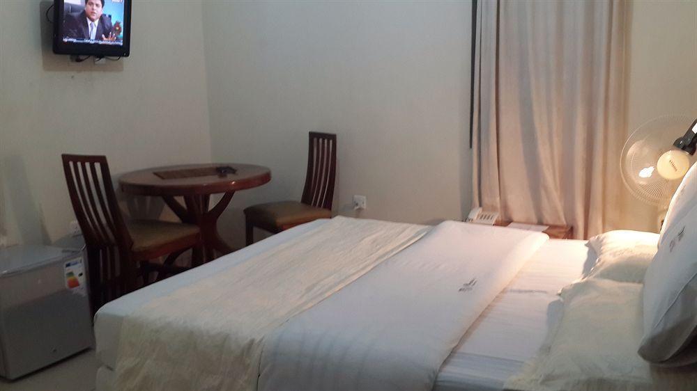 Nexus Resorts Hotel Kampala Esterno foto