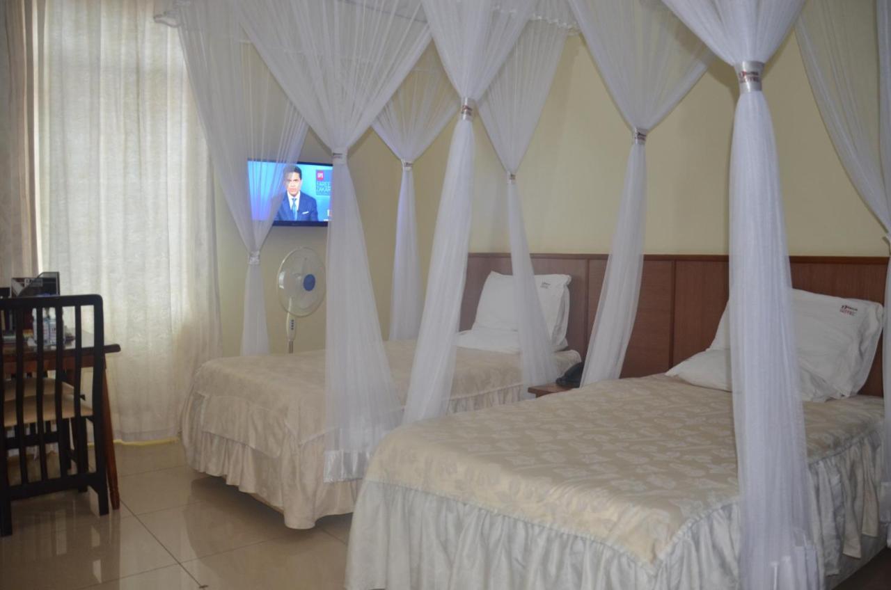Nexus Resorts Hotel Kampala Esterno foto